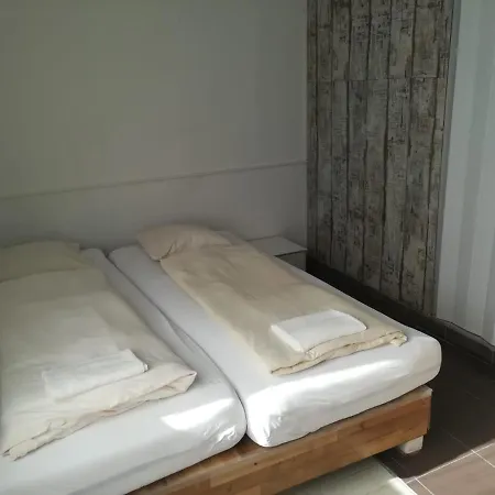 Aparthotel The City
